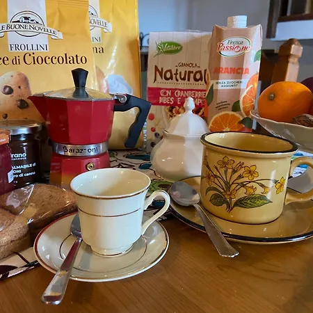 Bed & Breakfast Stanza Nel Bosco Canova Di Biforco 3*